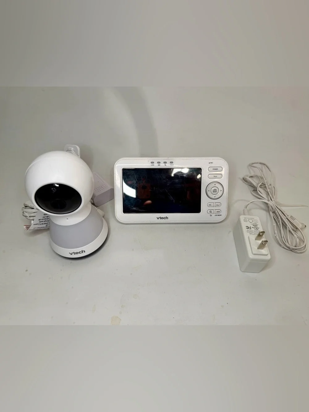 VTech VM5255 Digital Camera Video Baby Monitor With Pan Zoom and Night Light